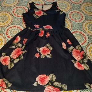Large Womens Dress With Flowers